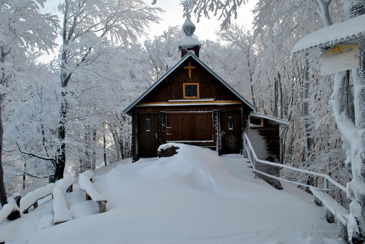 Zimná nálada pri Oltárkameni