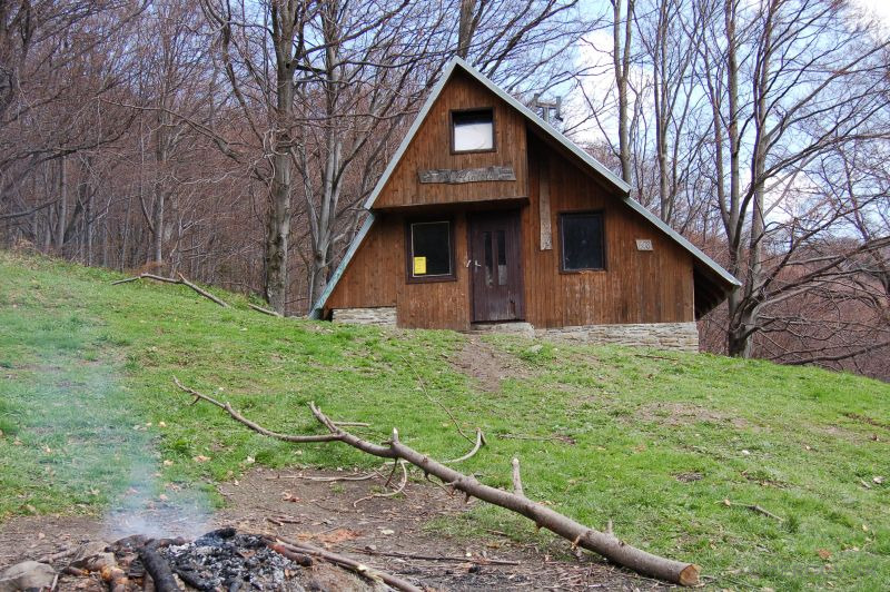 Útulňa pod Minčolom - od roku 2008 uzamknutá