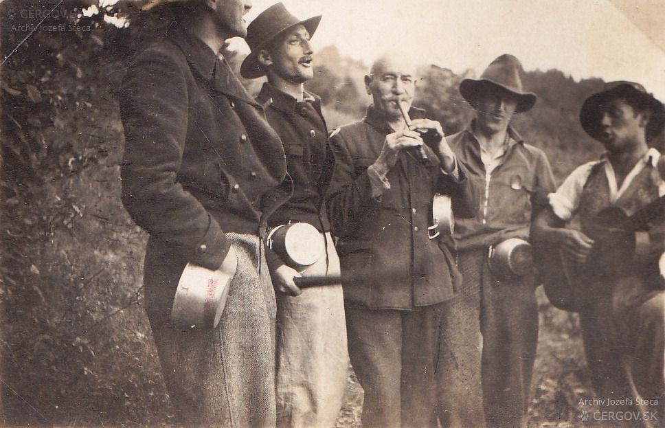 Ladislav Rosenthal uprostred