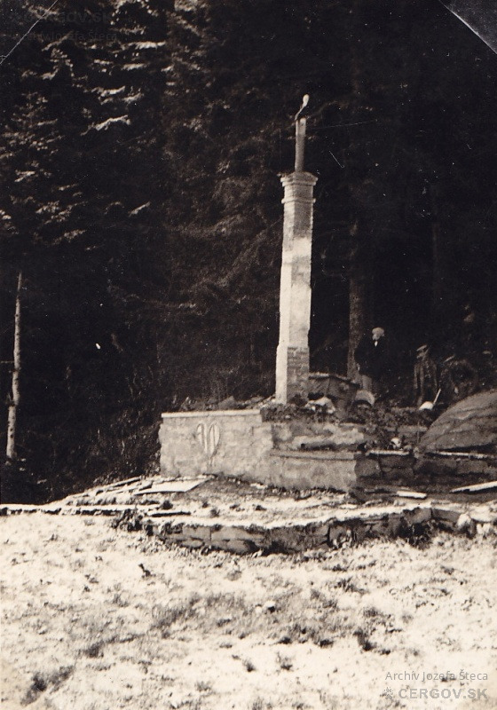 Chmelárova chata po vyhorení